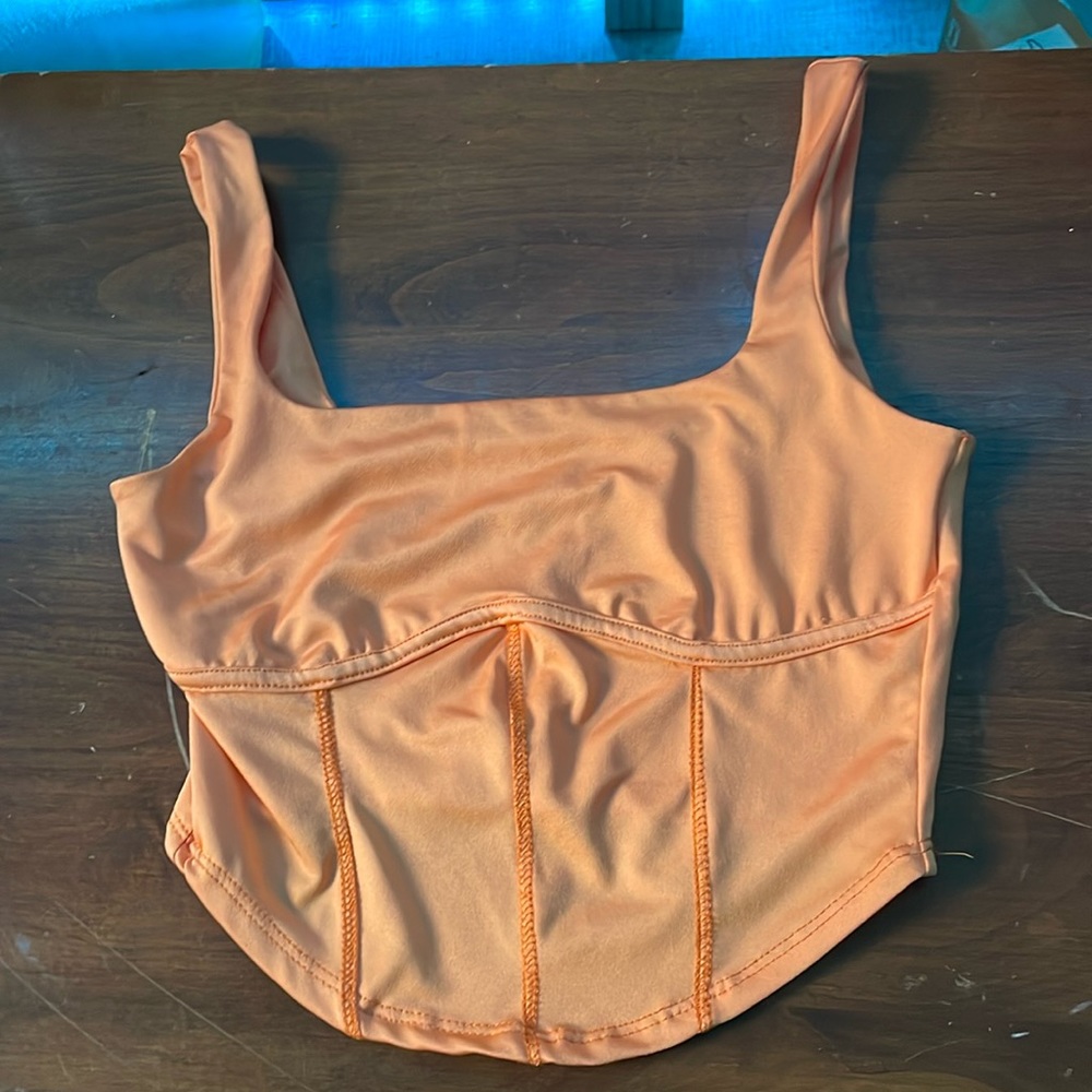 tank crop top